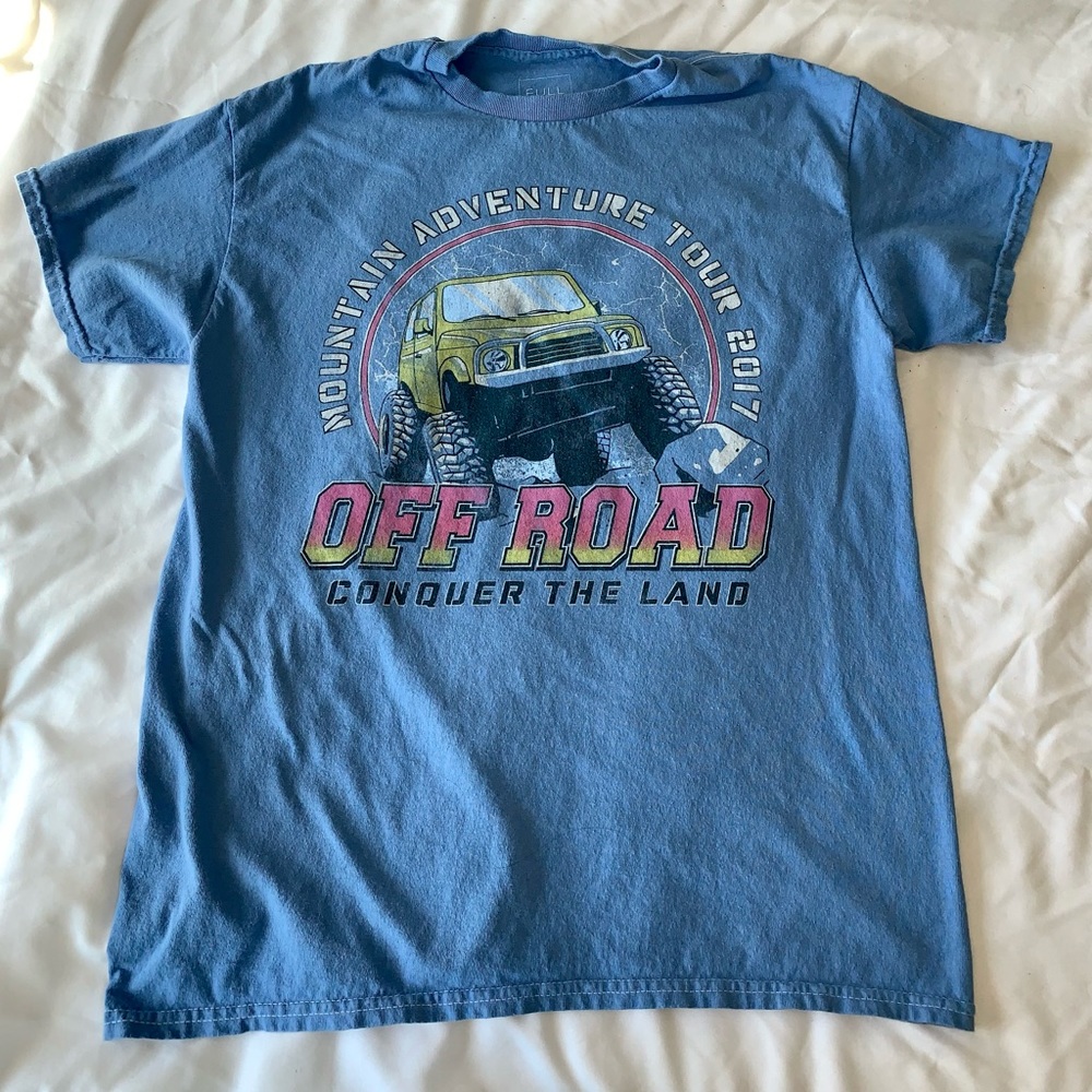Tillys - Full Tilt Graphic Tee, BRAND NEW Size S